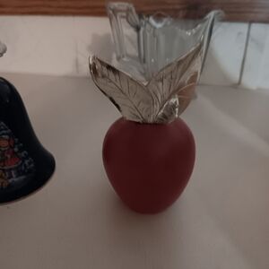 !Avon Royal Apple Cologne 3 oz Bottle Vtg Glass Decanter